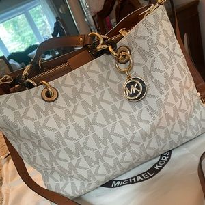 Michael Kors white bag